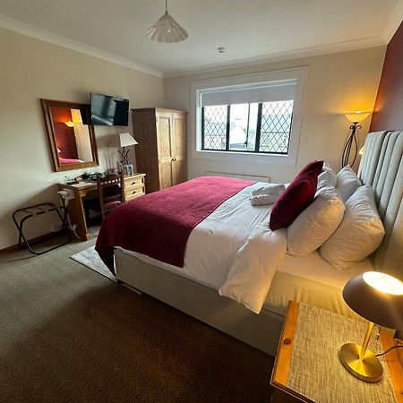 Ardawn House Bed & Breakfast Galway Exterior photo A bedroom at the hotel