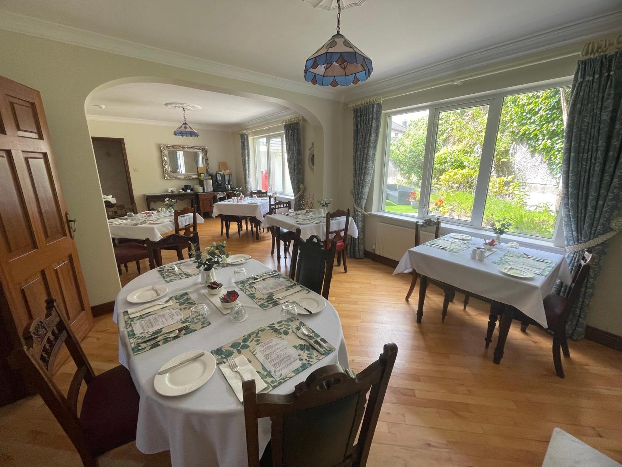 Ardawn House Bed & Breakfast Galway Exterior photo The dining room at the Old Vicarage